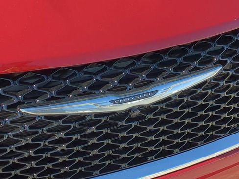 New 2026 Chrysler Pacifica Select FWD image 13