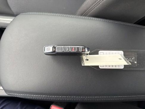 Used 2024 Kia K5 LXS image 33