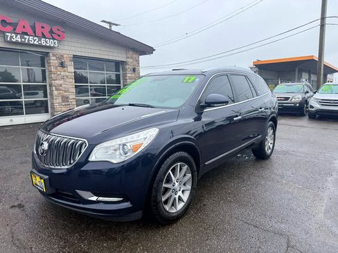 Used 2017 Buick Enclave Leather AWD/4WD image 3