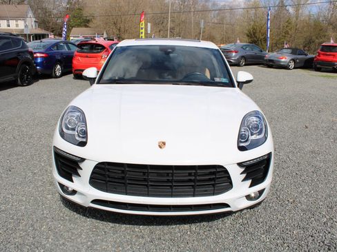 Used 2017 Porsche Macan AWD/4WD image 3