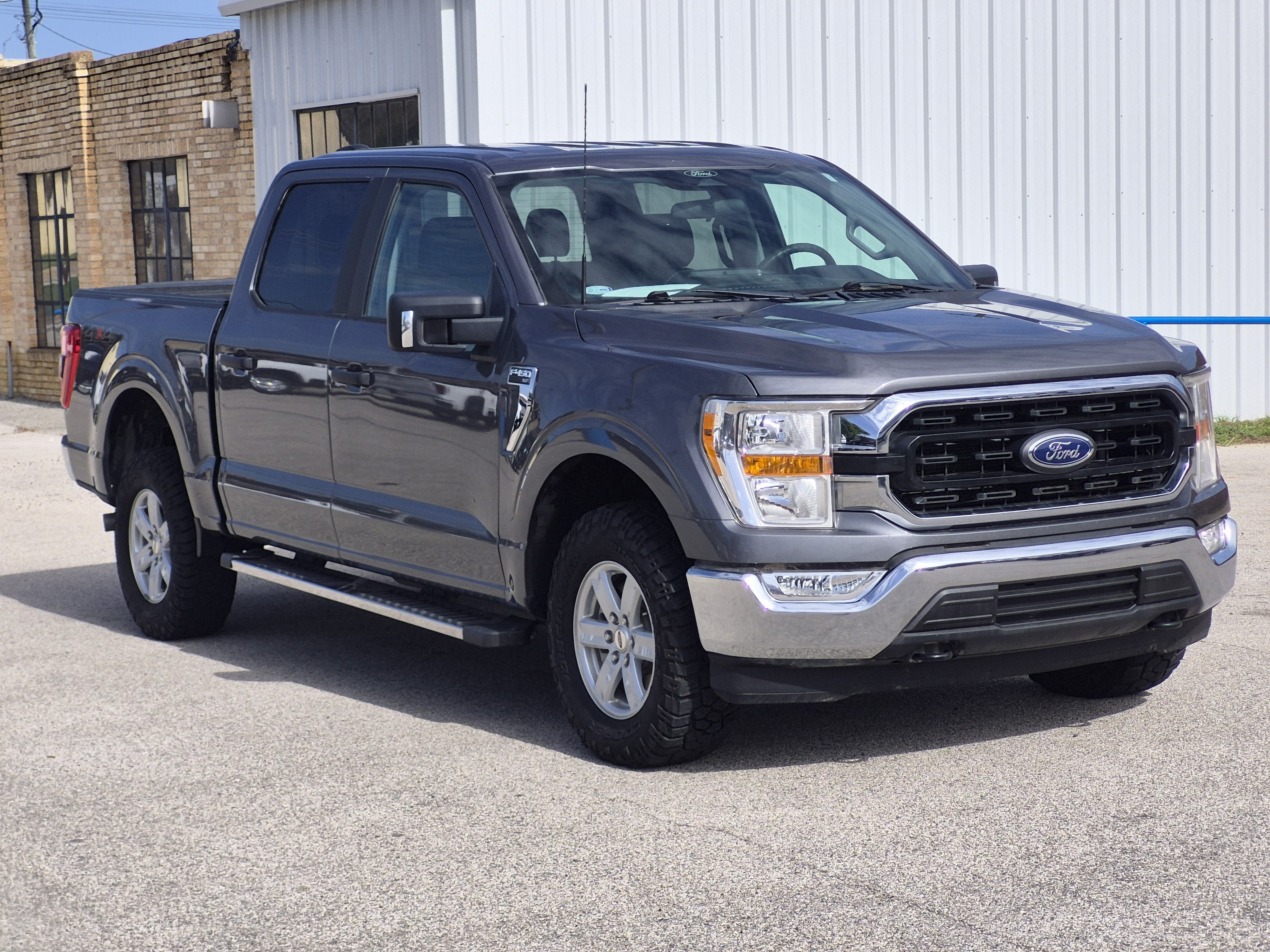 Used 2022 Ford F150 XLT AWD/4WD image 3