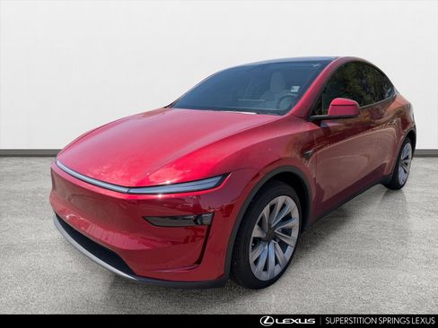 Used 2026 Tesla Model Y 2WD image 8