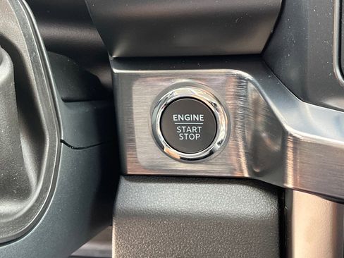 New 2025 Ford F250 Lariat w/ Black Appearance Package image 12