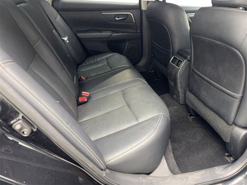 Used 2016 Nissan Altima 3.5 SL image 39