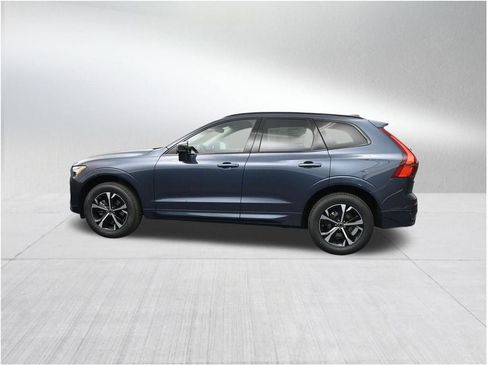 New 2026 Volvo XC60 B5 Core AWD/4WD image 2