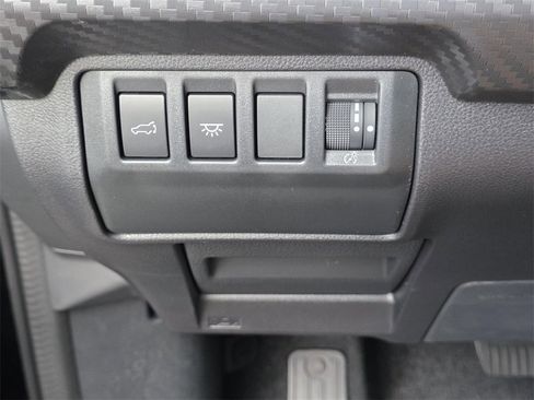 Certified 2025 Subaru Ascent Premium image 26