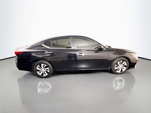 Used 2023 Nissan Altima 2.5 S FWD image 11