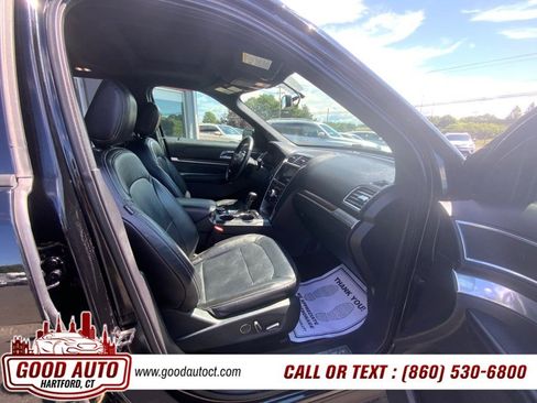 Used 2018 Ford Explorer Limited AWD/4WD image 14