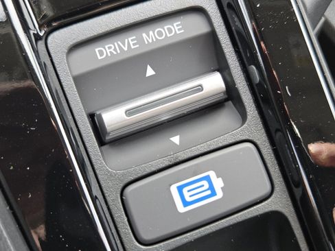 New 2026 Honda Accord EX-L image 9