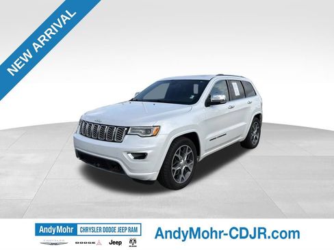 Used 2019 Jeep Grand Cherokee Overland AWD/4WD image 3