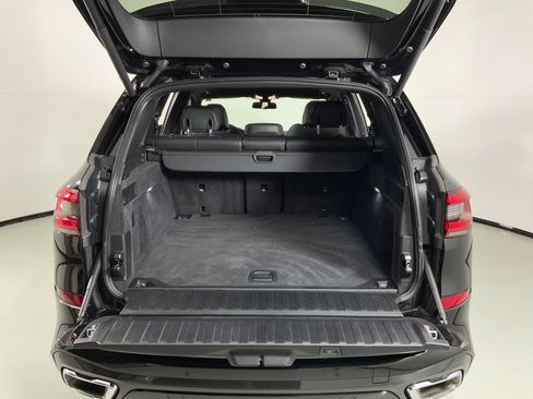 Used 2023 BMW X5 xDrive40i w/ M Sport Package image 13