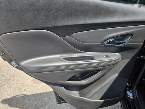 Used 2019 Buick Encore Preferred AWD/4WD image 21