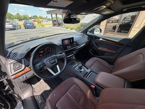 Used 2020 Audi Q5 2.0T Premium Plus w/ Premium Plus Package AWD/4WD image 9
