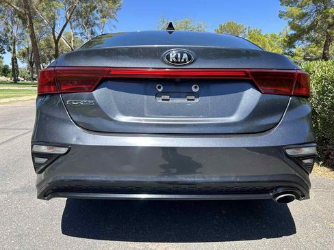 Used 2021 Kia Forte LXS image 7