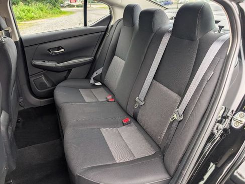 Used 2023 Nissan Sentra SV FWD image 17