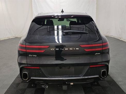 Used 2025 Genesis GV70 2.5T AWD/4WD image 5