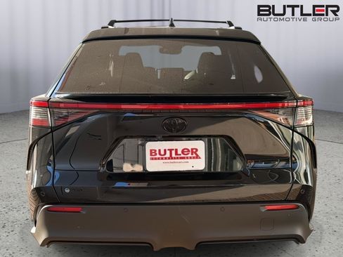 New 2026 Toyota bZ FWD image 5