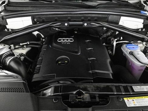 Used 2016 Audi Q5 2.0T Premium image 24
