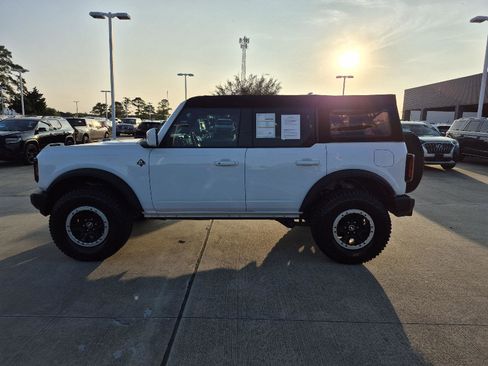 Certified 2023 Ford Bronco Outer Banks w/ Sasquatch Package image 3