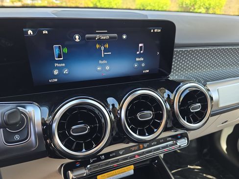 New 2026 Mercedes-Benz GLB 250 4MATIC image 20