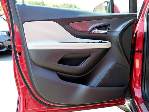 Used 2018 Buick Encore Preferred image 13