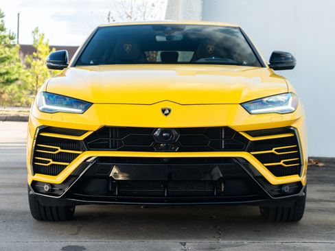 Used 2021 Lamborghini Urus image 14