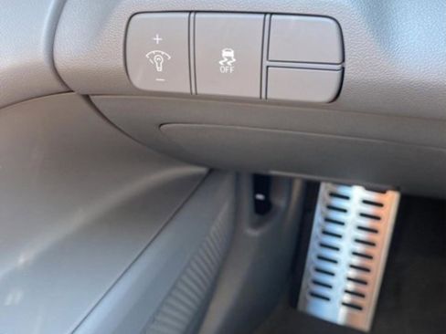 New 2026 Hyundai Elantra SEL Sport Premium FWD image 16