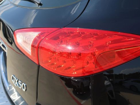 Used 2017 INFINITI QX50 2WD image 10