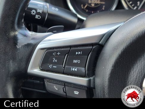 Used 2018 MAZDA MX-5 Miata Club RWD image 27