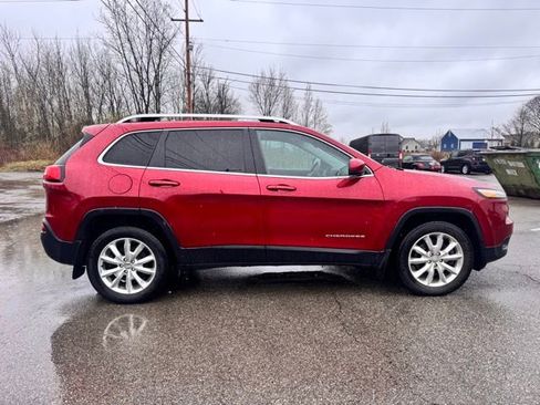 Used 2016 Jeep Cherokee Limited image 6