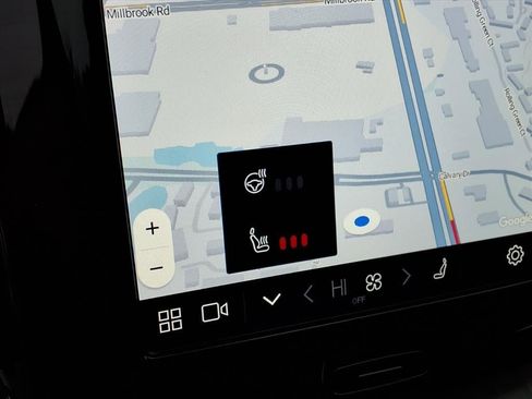 Certified 2025 Volvo XC60 B5 Plus image 22