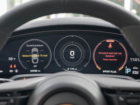 Used 2023 Porsche Taycan GTS image 19