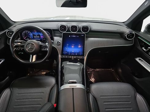 Used 2023 Mercedes-Benz GLC 300 image 12