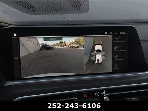 Used 2022 BMW X7 M50i w/ Dynamic Handling Package AWD/4WD image 27