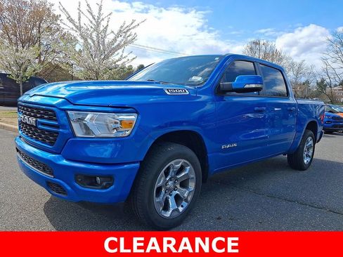 Used 2022 RAM 1500 Big Horn AWD/4WD image 3