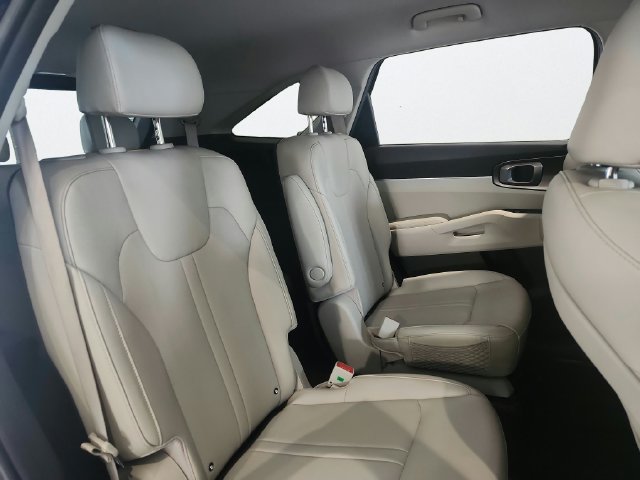 Certified 2023 Kia Sorento EX AWD/4WD image 27