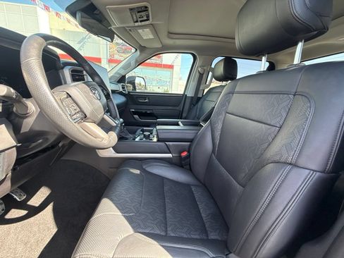 Used 2024 Toyota Tundra Limited AWD/4WD image 19