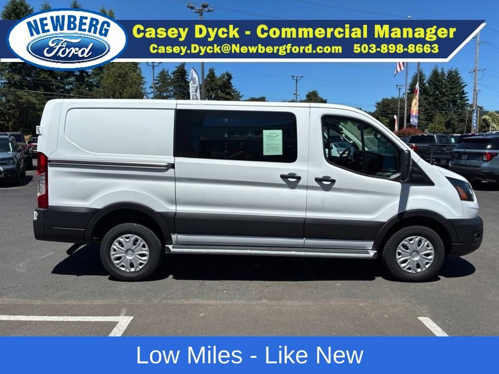 Used 2025 Ford Transit 250 Low Roof w/ Exterior Upgrade Package RWD image 8