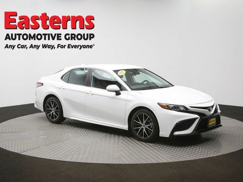 Used 2023 Toyota Camry SE image 48