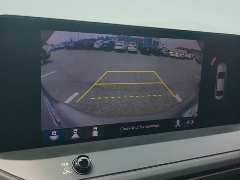 Used 2024 Honda Accord Touring image 18