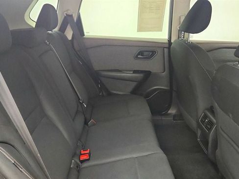 Used 2023 Nissan Rogue S FWD image 22