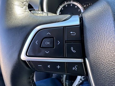 Certified 2024 Toyota Highlander XLE AWD/4WD image 41