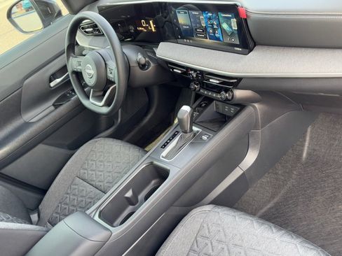 New 2026 Nissan Kicks SV image 11