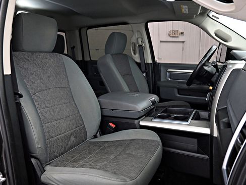 Used 2015 RAM 2500 Big Horn image 25