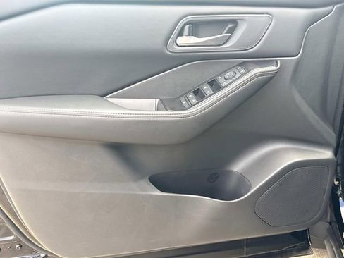 New 2026 Nissan Rogue SV FWD image 21