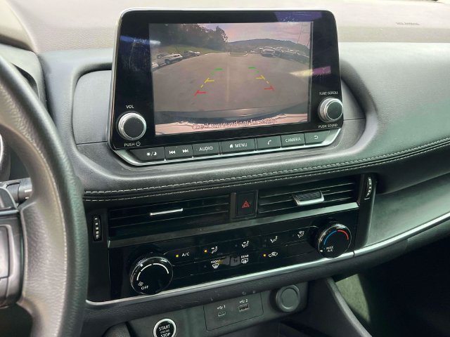 Used 2021 Nissan Rogue S FWD image 31