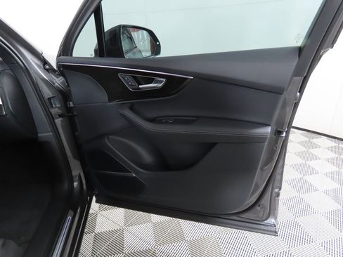 Used 2025 Audi Q7 3.0T Premium Plus w/ Premium Plus Package image 28