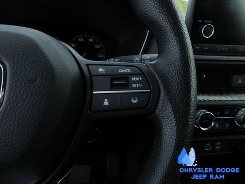 Used 2025 Honda CR-V EX image 18