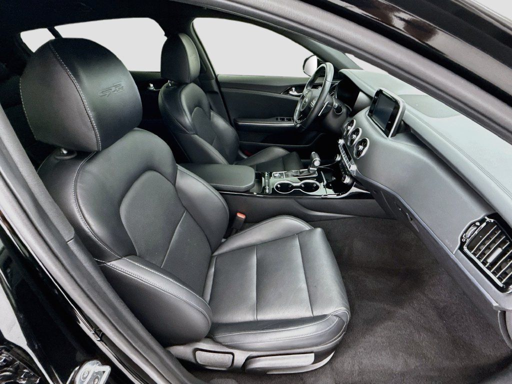 Used 2020 Kia Stinger GT-Line RWD image 18