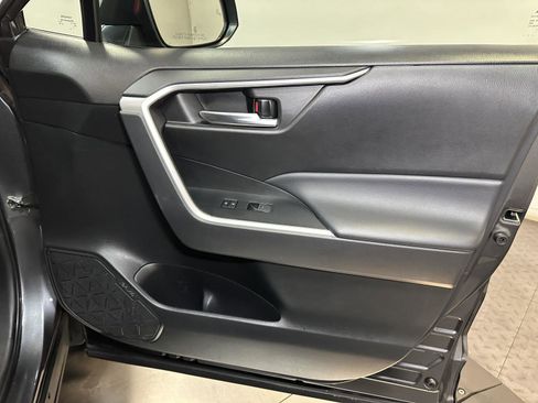 Used 2023 Toyota RAV4 XLE Premium image 37